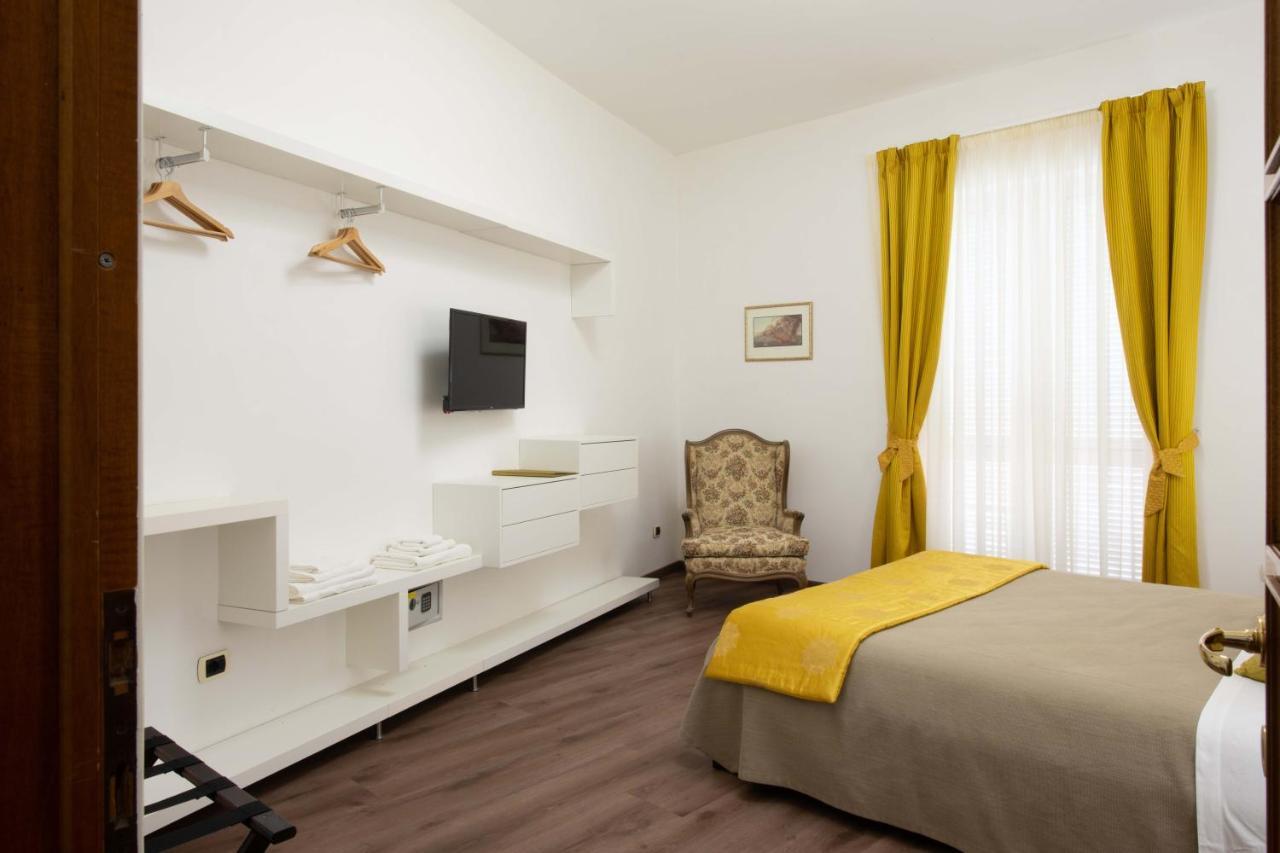 L'Insolita Reggia 카세르타 외부 사진