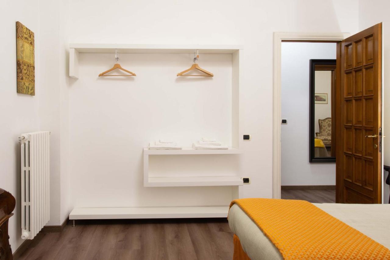 L'Insolita Reggia 카세르타 외부 사진