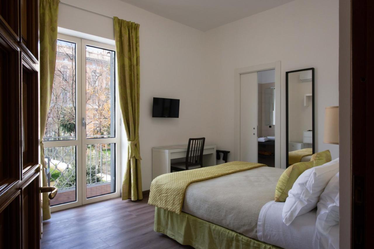 L'Insolita Reggia 카세르타 외부 사진